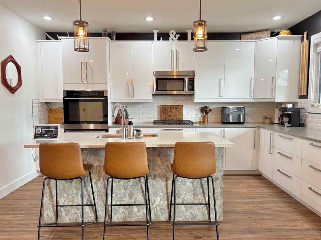 MLS® A2257331 - 6803 58 Street  in Rocky Mtn House Rocky Mountain House, Residential