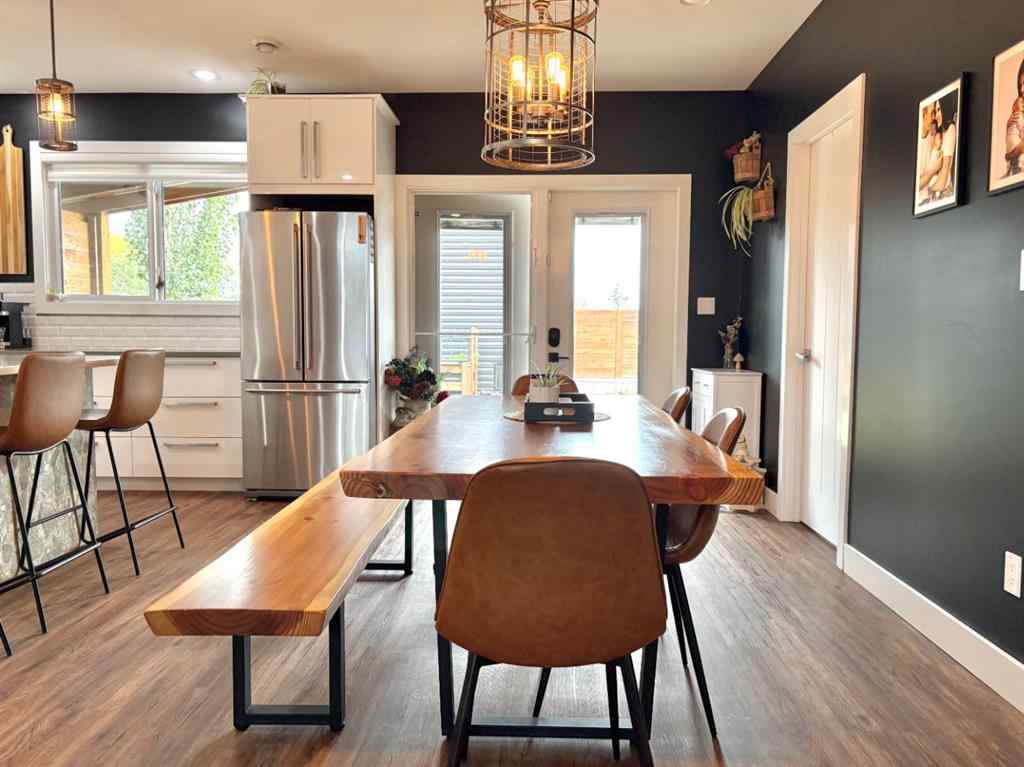 MLS® A2257331 - 6803 58 Street  in Rocky Mtn House Rocky Mountain House, Residential