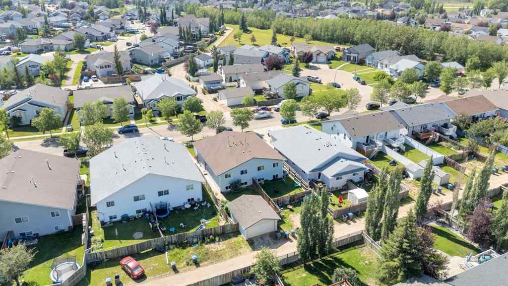 MLS® A2257332 - 49 Old Boomer Road  in Fox Run Sylvan Lake, Residential