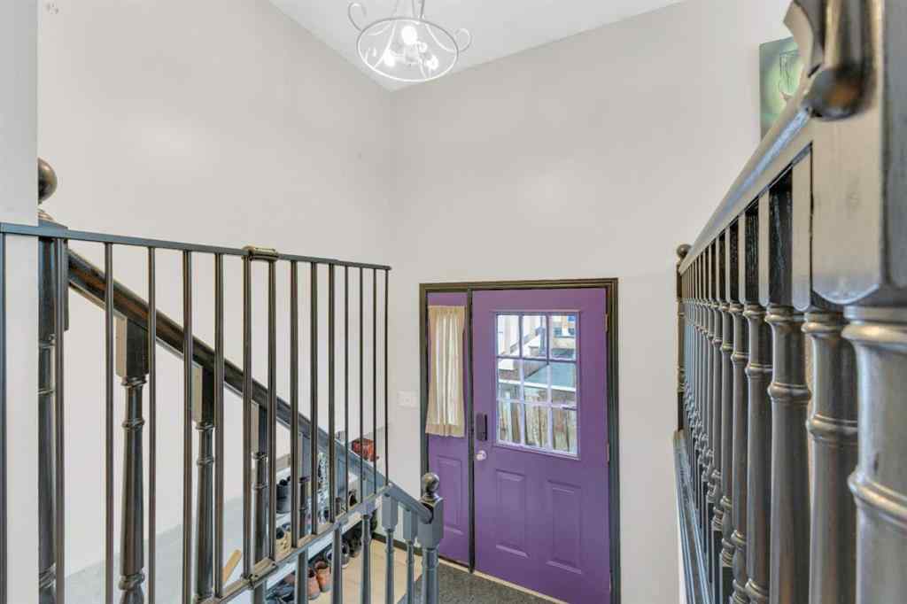 MLS® A2257332 - 49 Old Boomer Road  in Fox Run Sylvan Lake, Residential