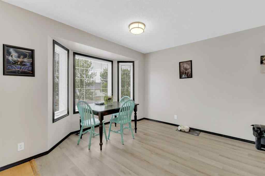 MLS® A2257332 - 49 Old Boomer Road  in Fox Run Sylvan Lake, Residential