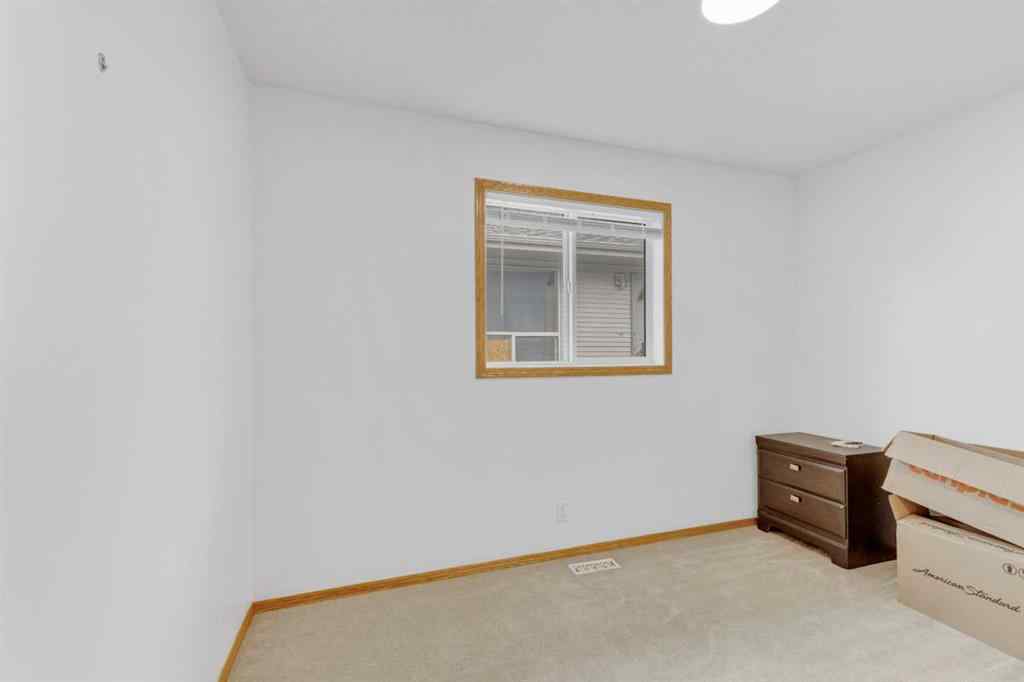 MLS® A2257332 - 49 Old Boomer Road  in Fox Run Sylvan Lake, Residential