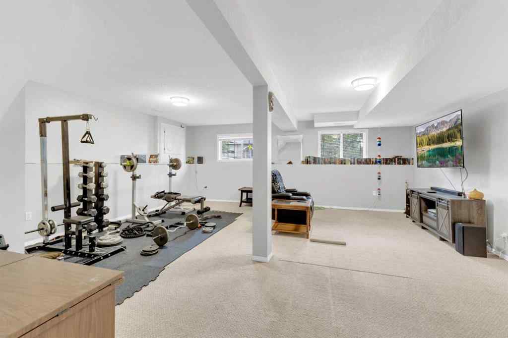 MLS® A2257332 - 49 Old Boomer Road  in Fox Run Sylvan Lake, Residential