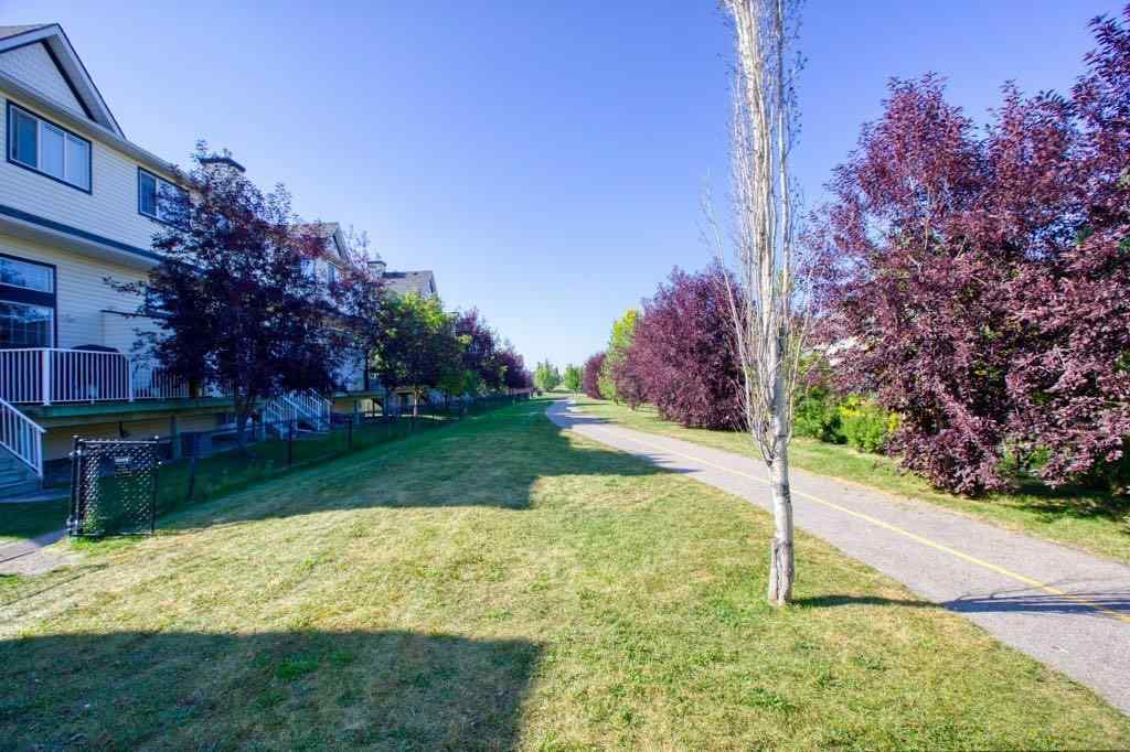 MLS® A2257338 - 24 Cougar Ridge Mews SW in Cougar Ridge Calgary, Residential