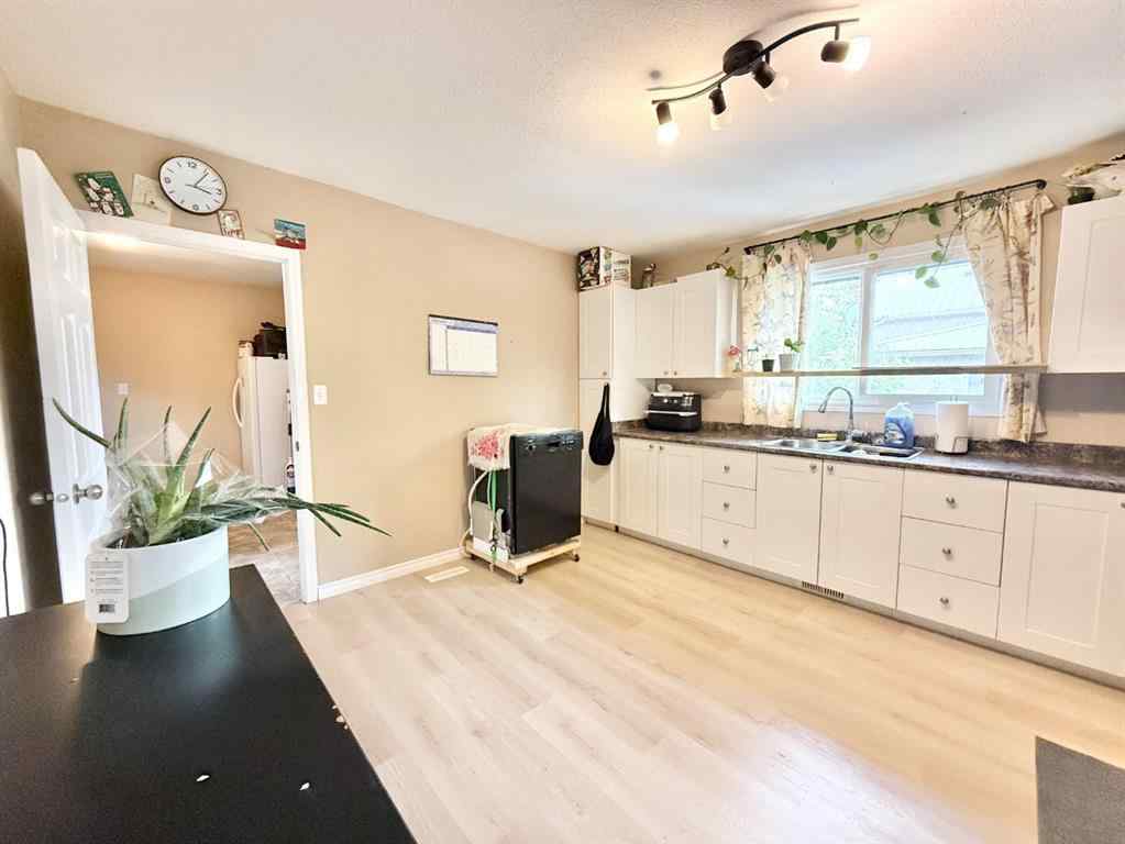 MLS® A2257339 - 66 2 Avenue E in NONE Tilley, Residential
