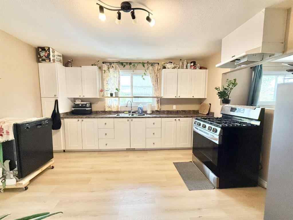 MLS® A2257339 - 66 2 Avenue E in NONE Tilley, Residential