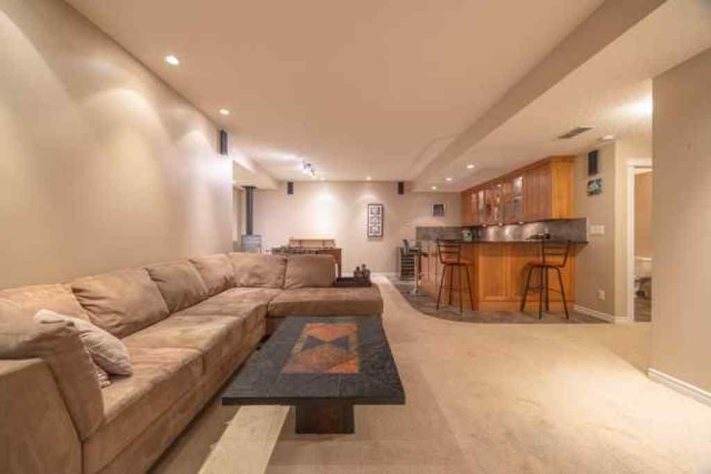 MLS® A2257342 - 28 Crestmont Way SW in Crestmont Calgary, Residential
