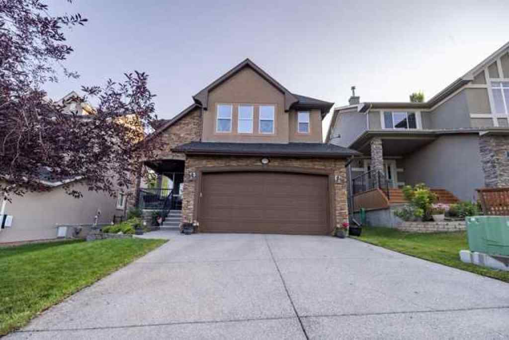 MLS® A2257342 - 28 Crestmont Way SW in Crestmont Calgary, Residential