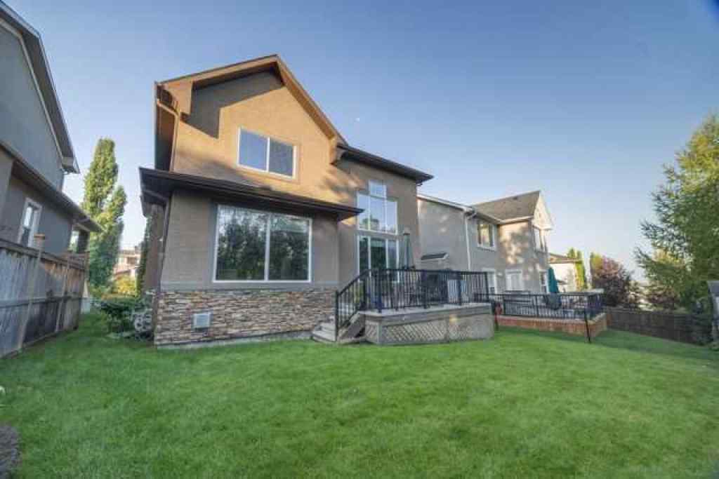 MLS® A2257342 - 28 Crestmont Way SW in Crestmont Calgary, Residential