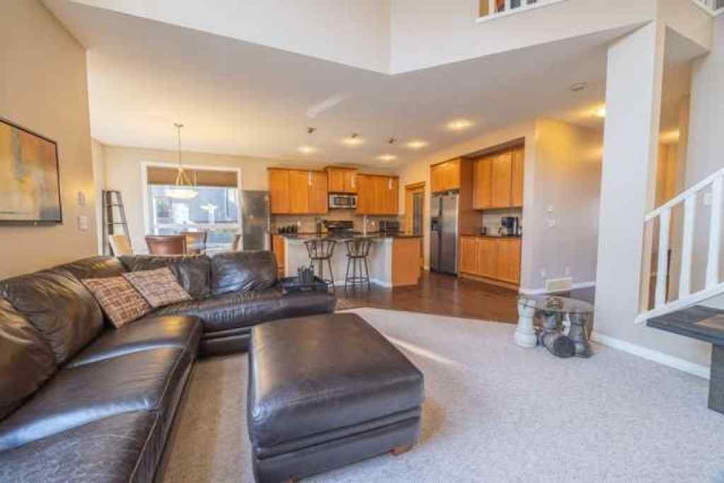 MLS® A2257342 - 28 Crestmont Way SW in Crestmont Calgary, Residential