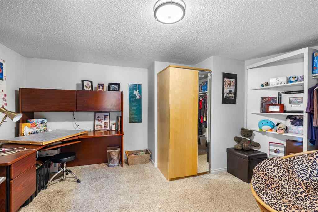 MLS® A2257346 - 98 equestrian Drive  in Bearspaw_Calg Rural Rocky View County, Residential