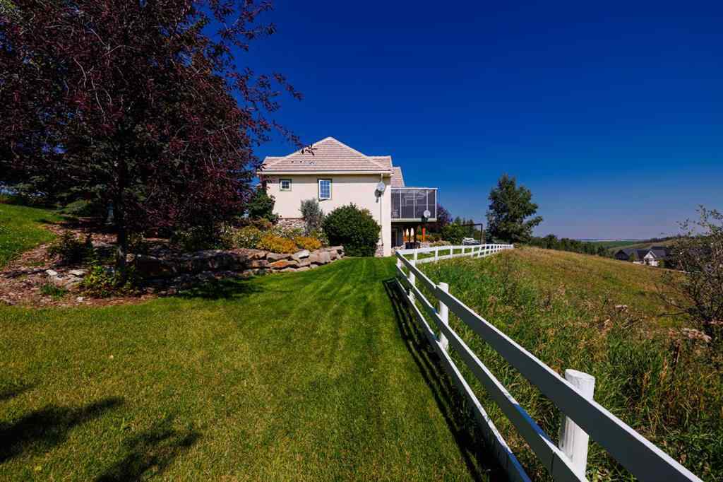 MLS® A2257346 - 98 equestrian Drive  in Bearspaw_Calg Rural Rocky View County, Residential
