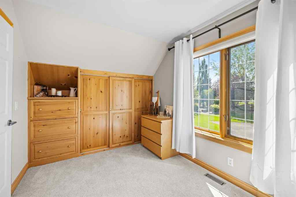 MLS® A2257346 - 98 equestrian Drive  in Bearspaw_Calg Rural Rocky View County, Residential