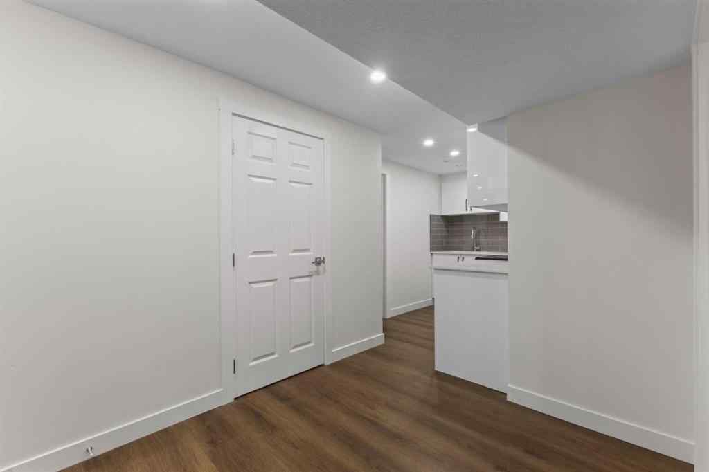 MLS® A2257349 - 3217 Doverthorn Road SE in Dover Calgary, Residential