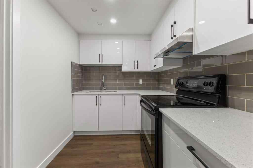 MLS® A2257349 - 3217 Doverthorn Road SE in Dover Calgary, Residential