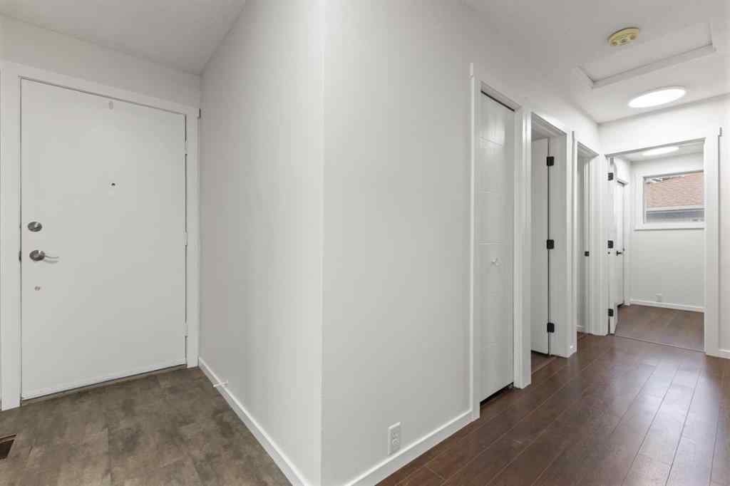 MLS® A2257349 - 3217 Doverthorn Road SE in Dover Calgary, Residential