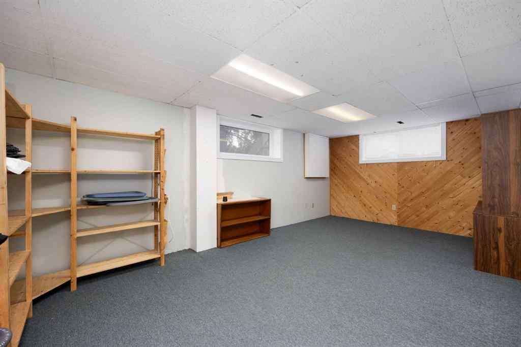 MLS® A2257356 - 206 Leigh Crescent  in Dickinsfield Fort McMurray, Residential
