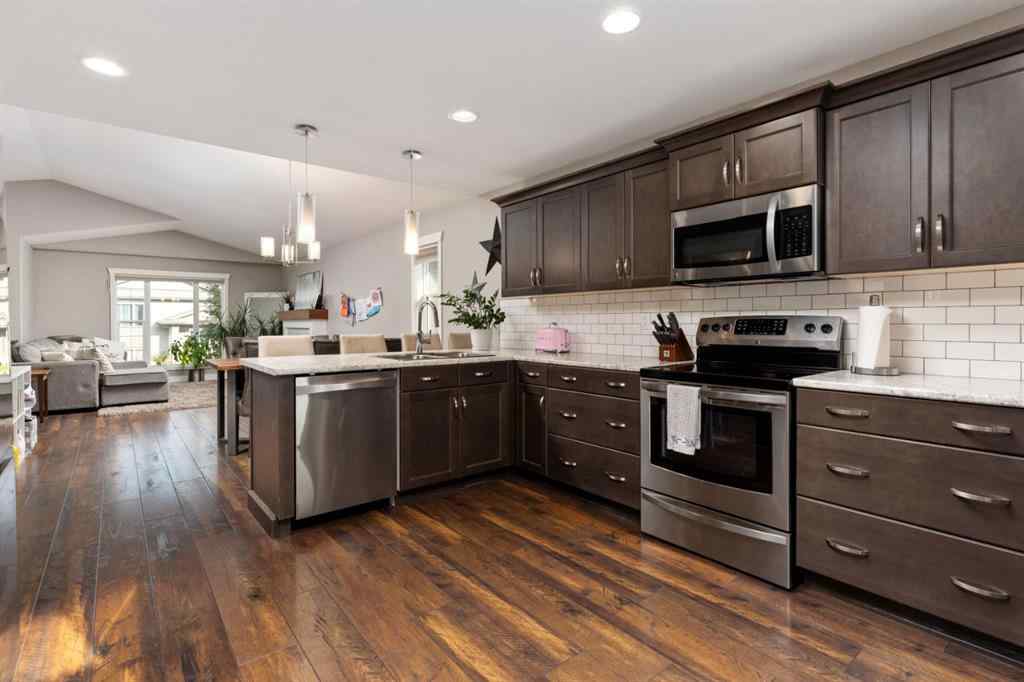 MLS® A2257357 - 4432 75 Street  in West Park Camrose, Residential