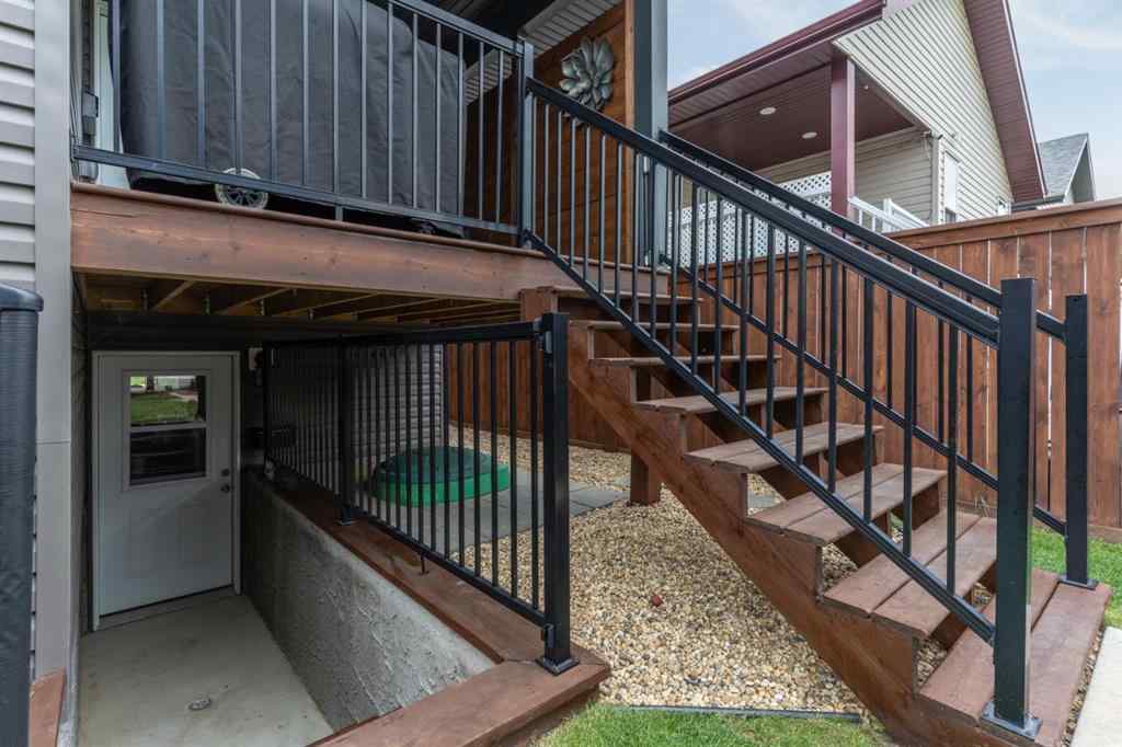 MLS® A2257357 - 4432 75 Street  in West Park Camrose, Residential