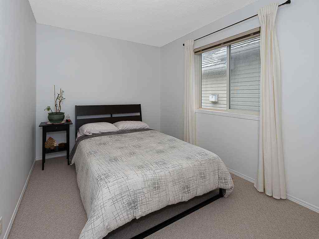 MLS® A2257360 - 208 Mt Brewster Circle SE in McKenzie Lake Calgary, Residential