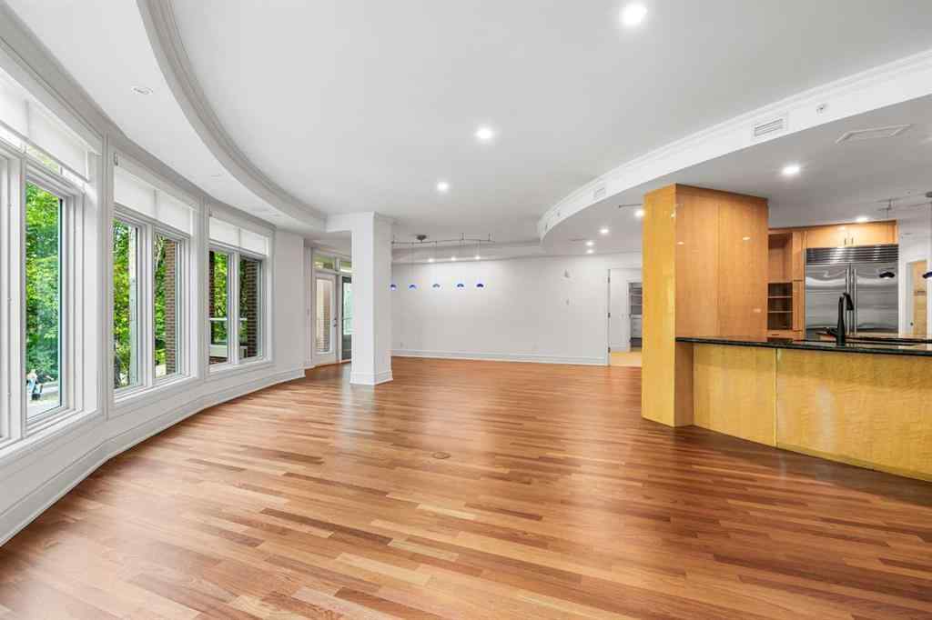 MLS® A2257369 - Unit #202 680 Princeton Way SW in Eau Claire Calgary, Residential