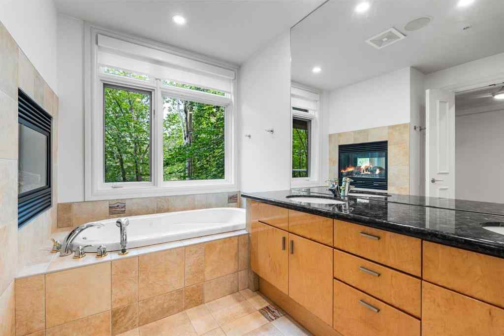 MLS® A2257369 - Unit #202 680 Princeton Way SW in Eau Claire Calgary, Residential
