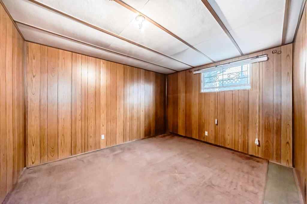 MLS® A2257370 - 916 38 Street SE in Forest Lawn Calgary, Residential