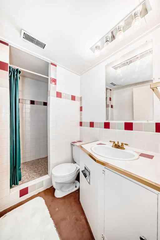 MLS® A2257370 - 916 38 Street SE in Forest Lawn Calgary, Residential