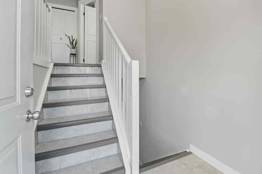 MLS® A2257371 - 4915 Womacks Road  in NONE Blackfalds, Residential