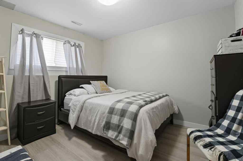 MLS® A2257371 - 4915 Womacks Road  in NONE Blackfalds, Residential