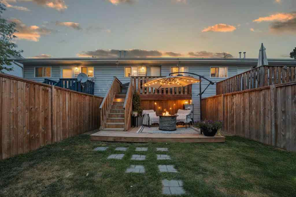 MLS® A2257371 - 4915 Womacks Road  in NONE Blackfalds, Residential