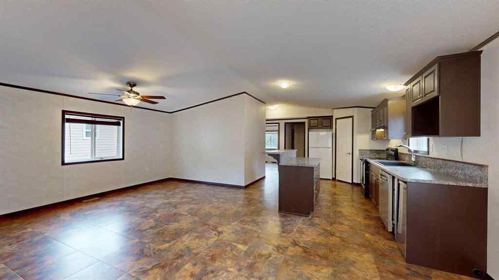 MLS® A2257379 - 392 Gregoire Crescent  in Gregoire Park Fort McMurray, Residential