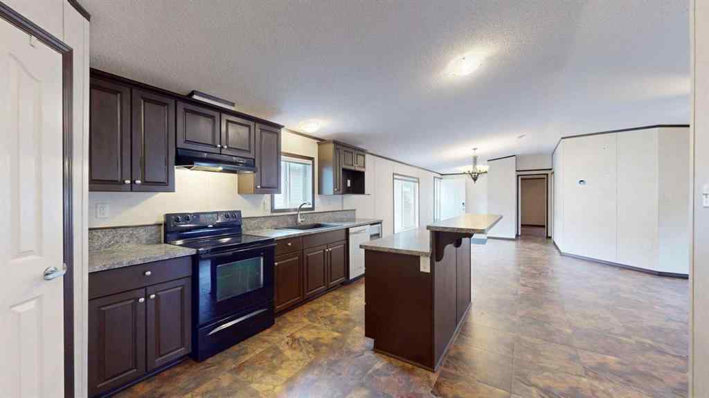 MLS® A2257379 - 392 Gregoire Crescent  in Gregoire Park Fort McMurray, Residential