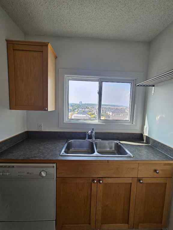 MLS® A2257386 - Unit #704 1334 12 Avenue SW in Beltline Calgary, Residential
