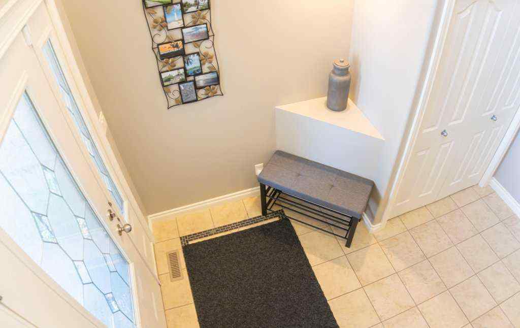 MLS® A2257387 - 10 Argent Close  in Anders South Red Deer, Residential