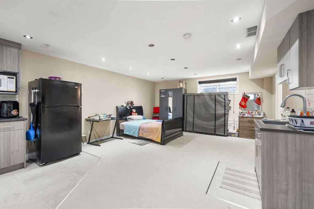 MLS® A2257389 - 266 Royal Elm Road NW in Royal Oak Calgary, Residential
