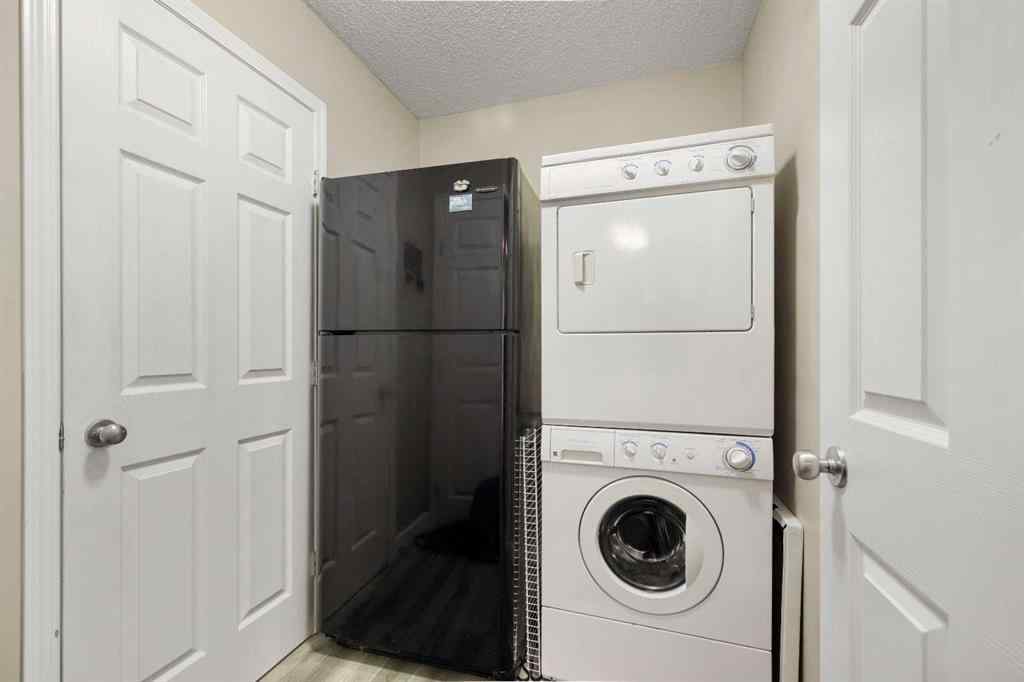 MLS® A2257389 - 266 Royal Elm Road NW in Royal Oak Calgary, Residential