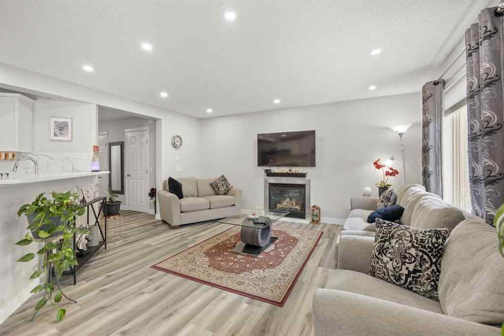 MLS® A2257389 - 266 Royal Elm Road NW in Royal Oak Calgary, Residential