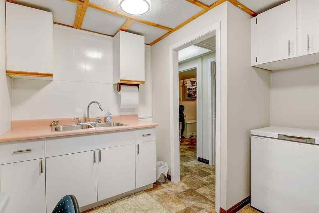 MLS® A2257390 - 9317 111 Avenue  in Mountview Grande Prairie, Residential