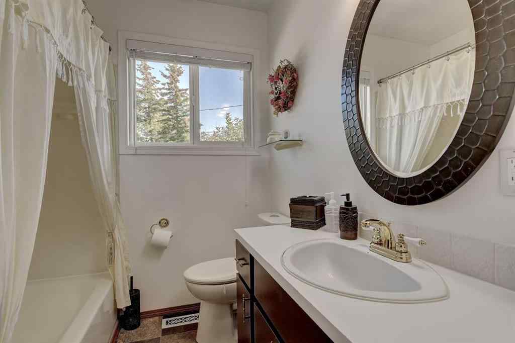 MLS® A2257390 - 9317 111 Avenue  in Mountview Grande Prairie, Residential