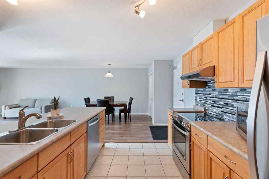 MLS® A2257392 - Unit #207B 6608 42 Street  in Parkview Estates Lloydminster, Residential
