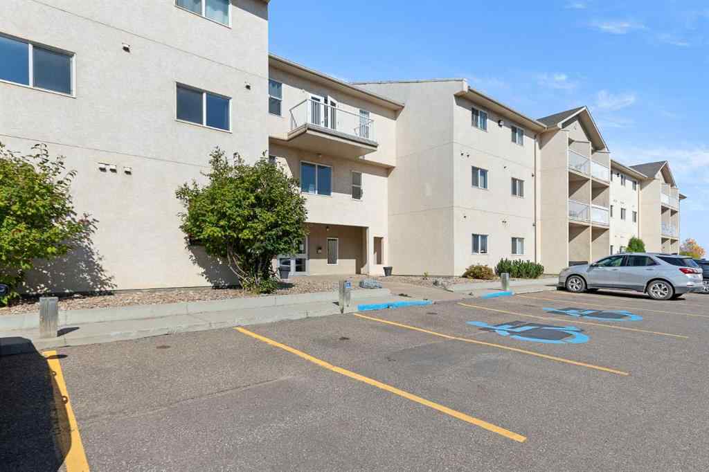 MLS® A2257392 - Unit #207B 6608 42 Street  in Parkview Estates Lloydminster, Residential