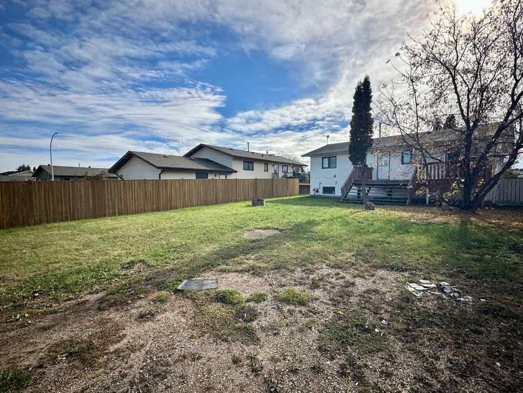 MLS® A2257397 - 37 Atkinson Crescent  in NONE Whitecourt, Residential