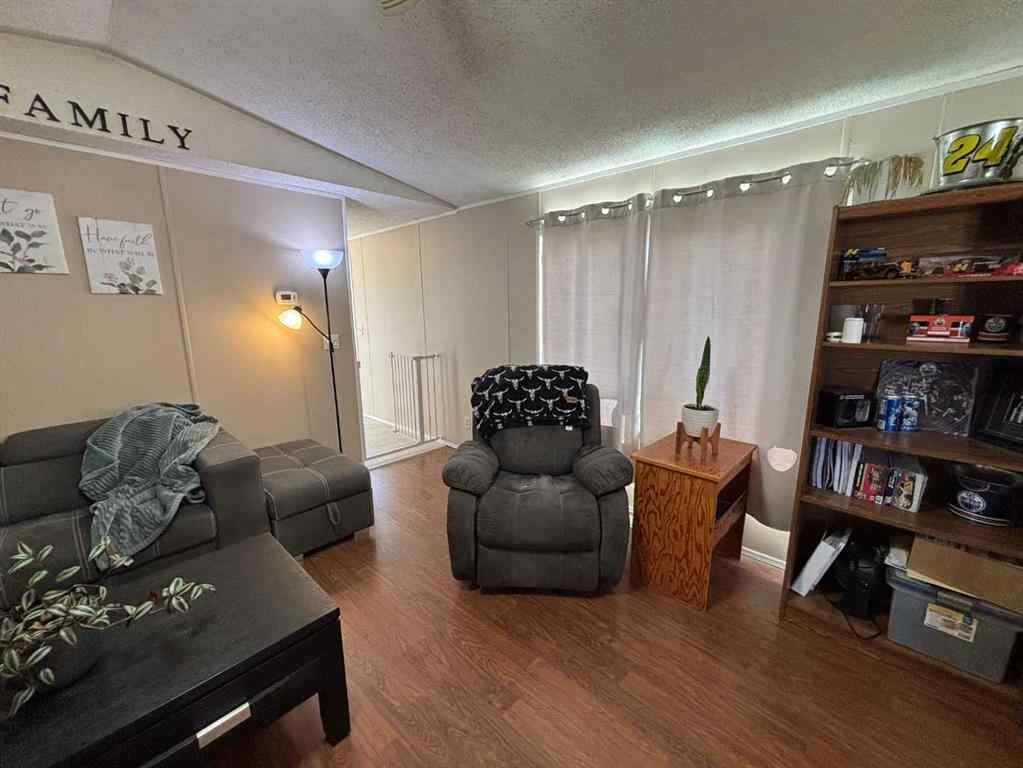 MLS® A2257401 - 9702 108A Avenue  in NONE Clairmont, Residential