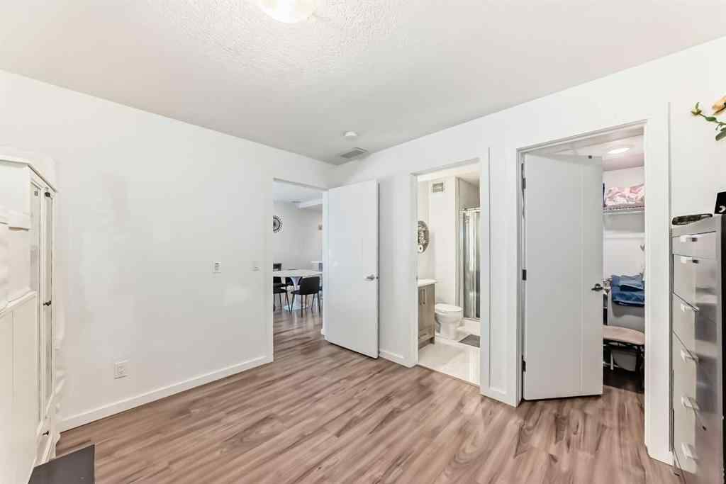MLS® A2257405 - Unit #202 1629 38 Street SW in Rosscarrock Calgary, Residential