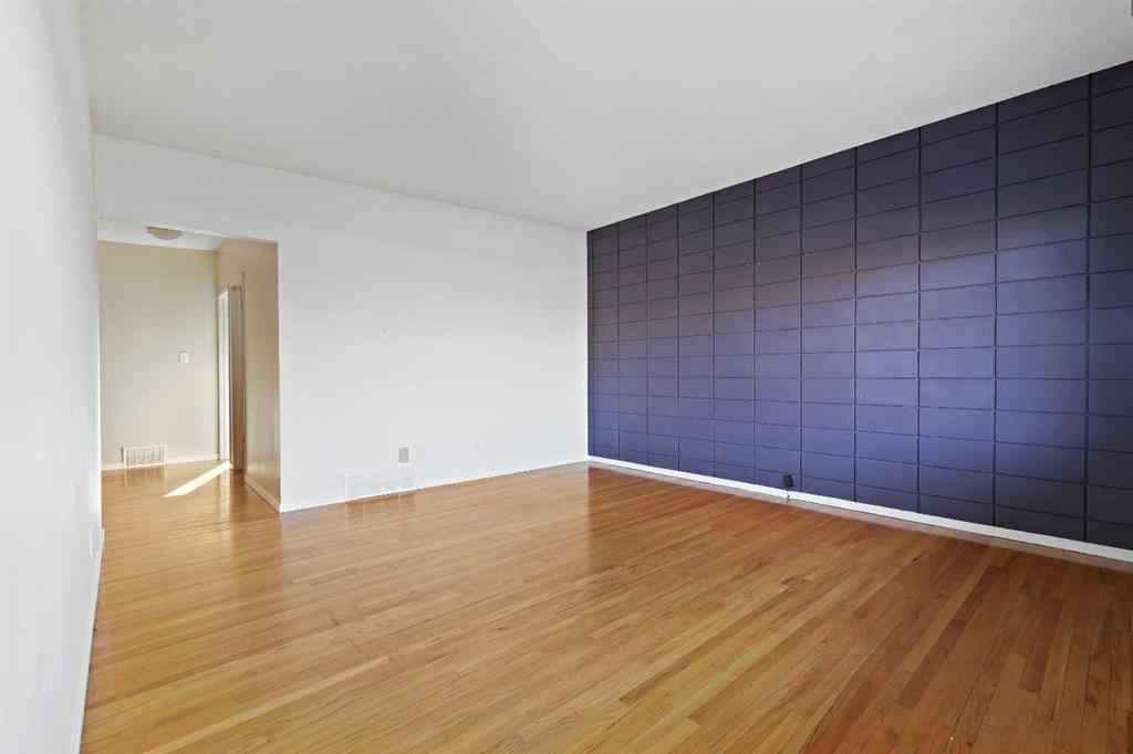 MLS® A2257410 - 3734 37 Street SW in Rutland Park Calgary, Residential