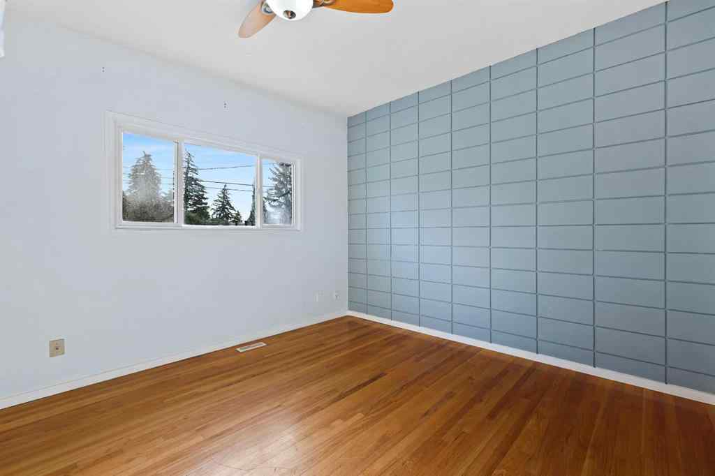 MLS® A2257410 - 3734 37 Street SW in Rutland Park Calgary, Residential