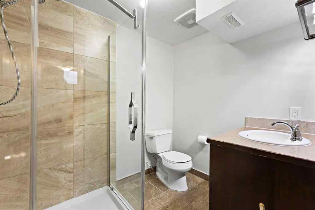MLS® A2257410 - 3734 37 Street SW in Rutland Park Calgary, Residential