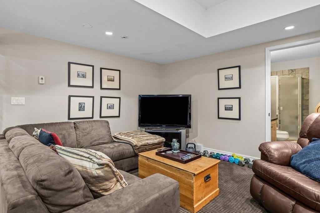 MLS® A2257413 - Unit #133 200 Prospect Heights  in Homesteads Canmore, Residential