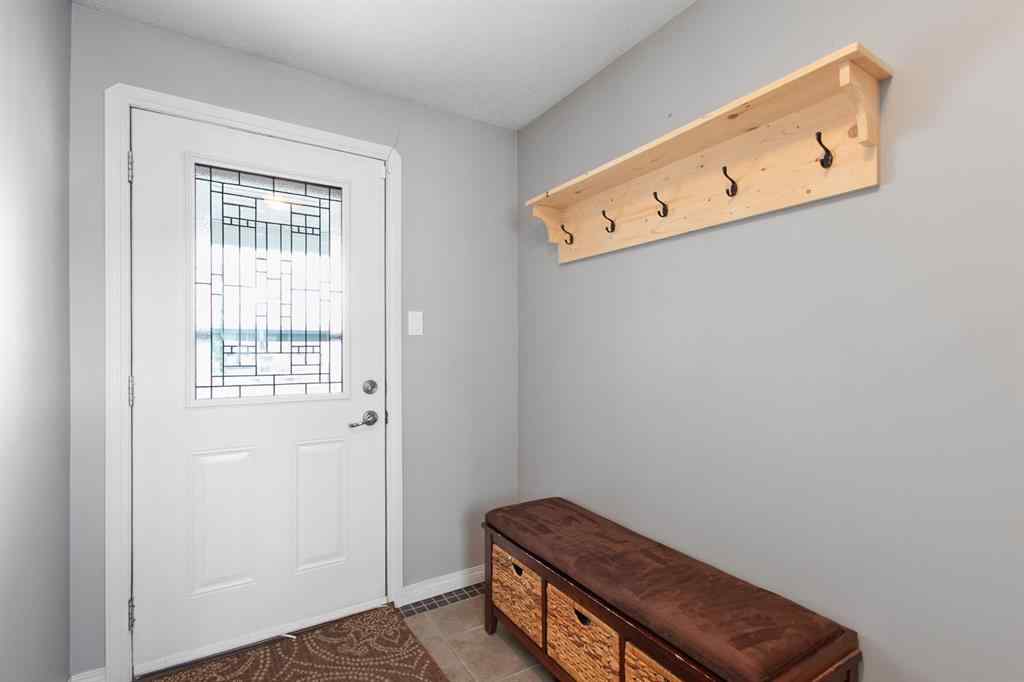 MLS® A2257415 - 4 Birch Close  in NONE Olds, Residential